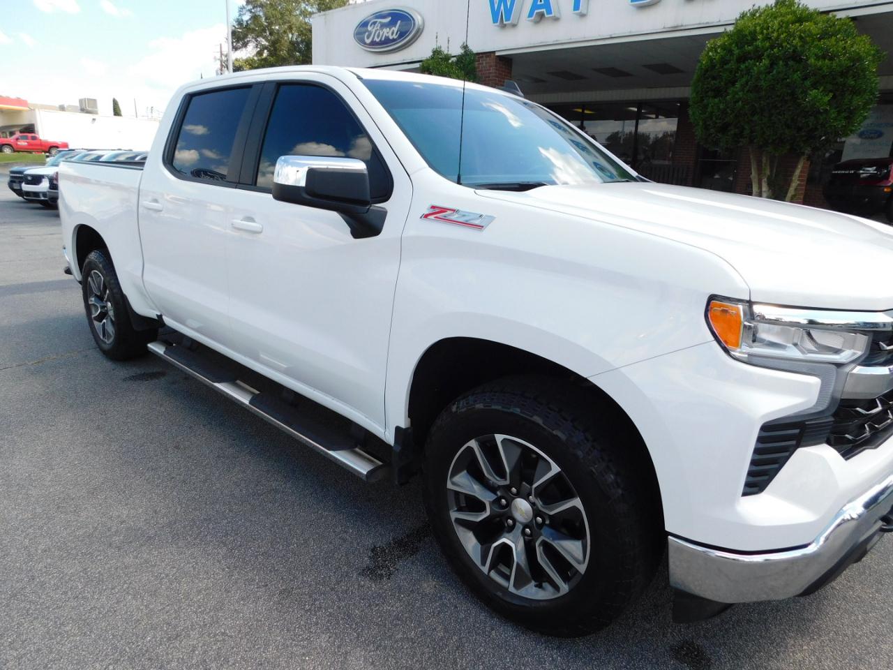 Chevrolet Silverado 1500  2023