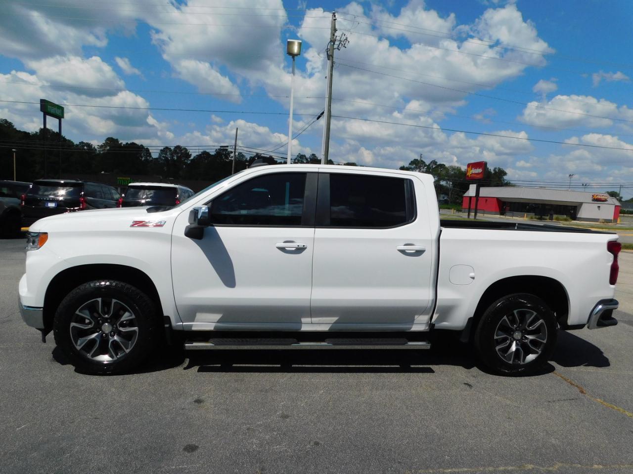 Chevrolet Silverado 1500  2023