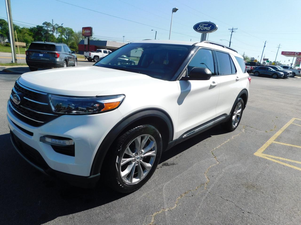 Ford Explorer XLT RWD 2023