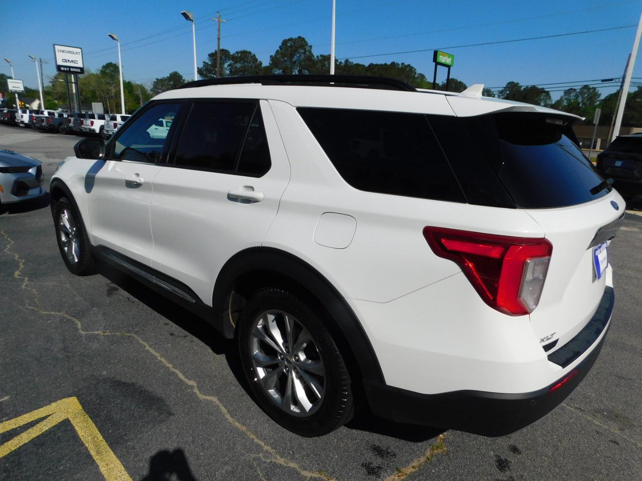 Ford Explorer XLT RWD 2023
