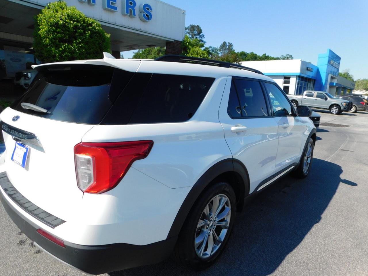 Ford Explorer XLT RWD 2023