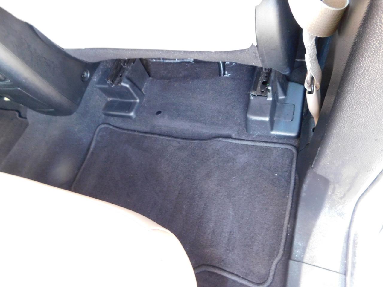 Ford Explorer XLT RWD 2023