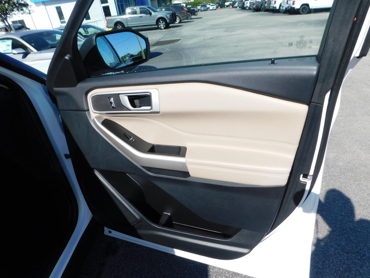 Ford Explorer XLT RWD 2023