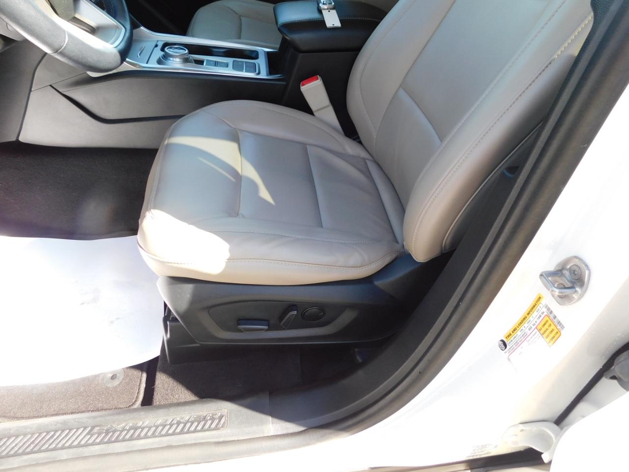 Ford Explorer XLT RWD 2023