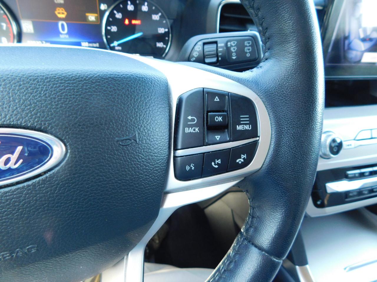 Ford Explorer XLT RWD 2023