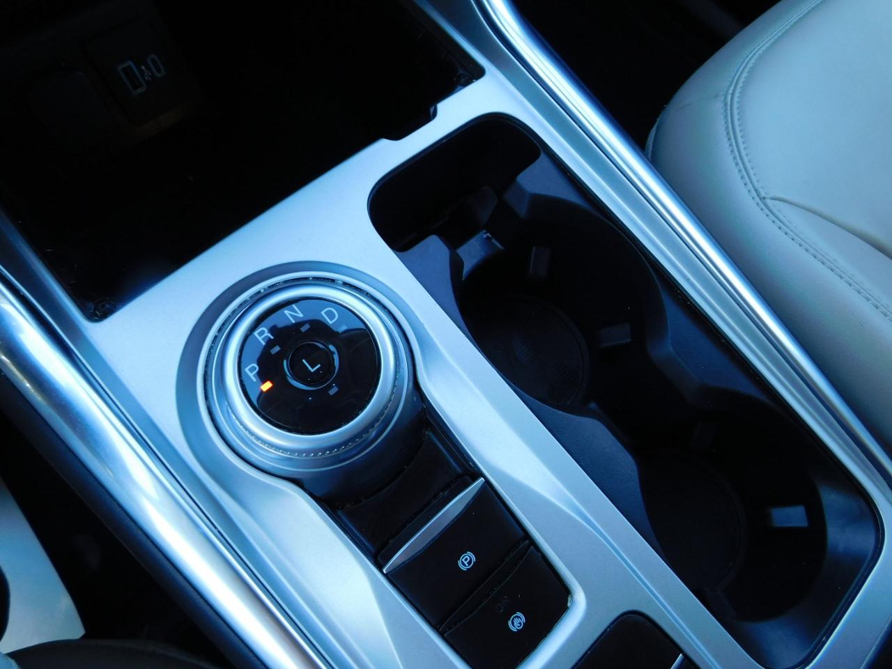 Ford Explorer XLT RWD 2023