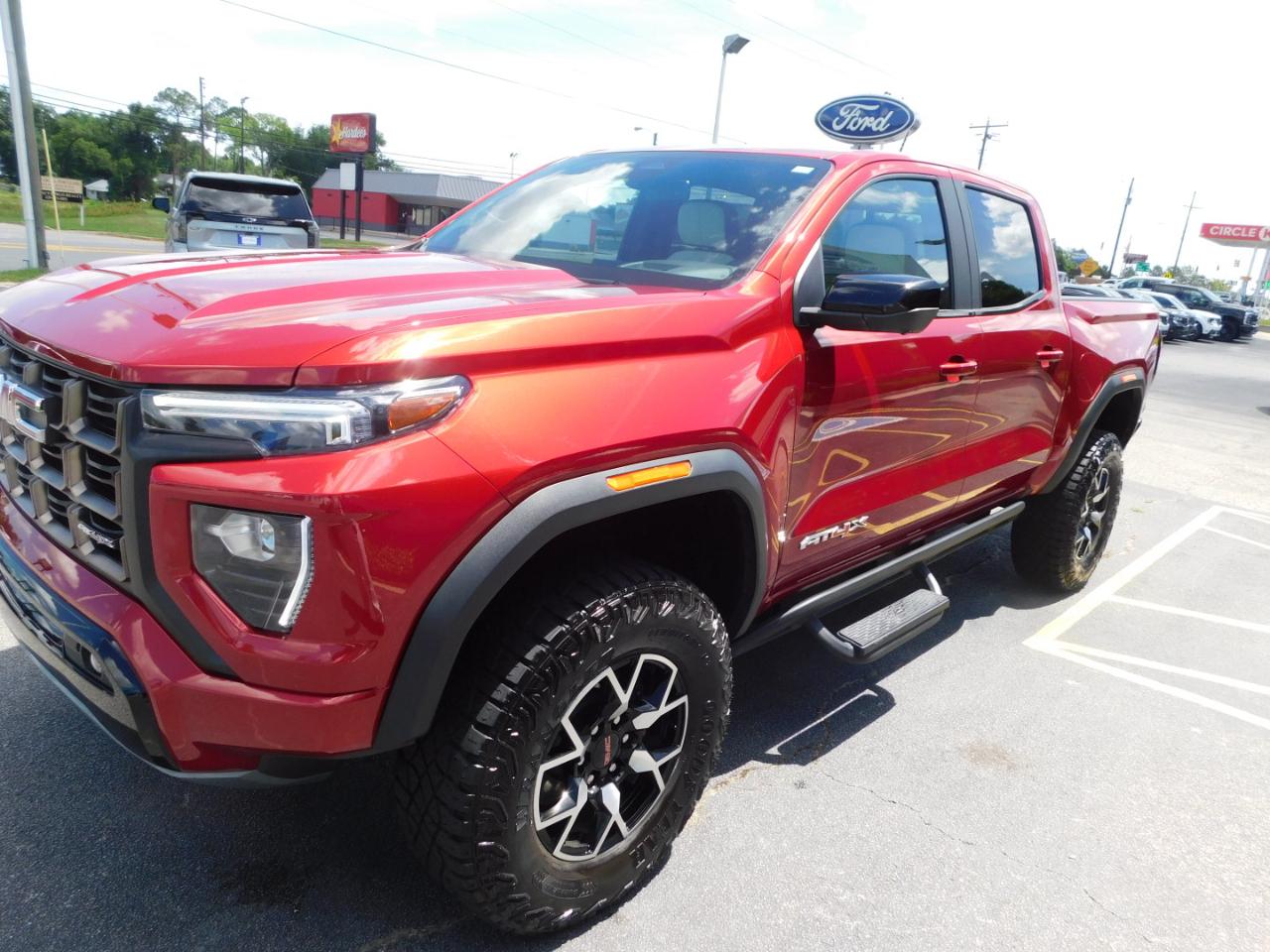 GMC Canyon 4WD Crew Cab AT4X 2023