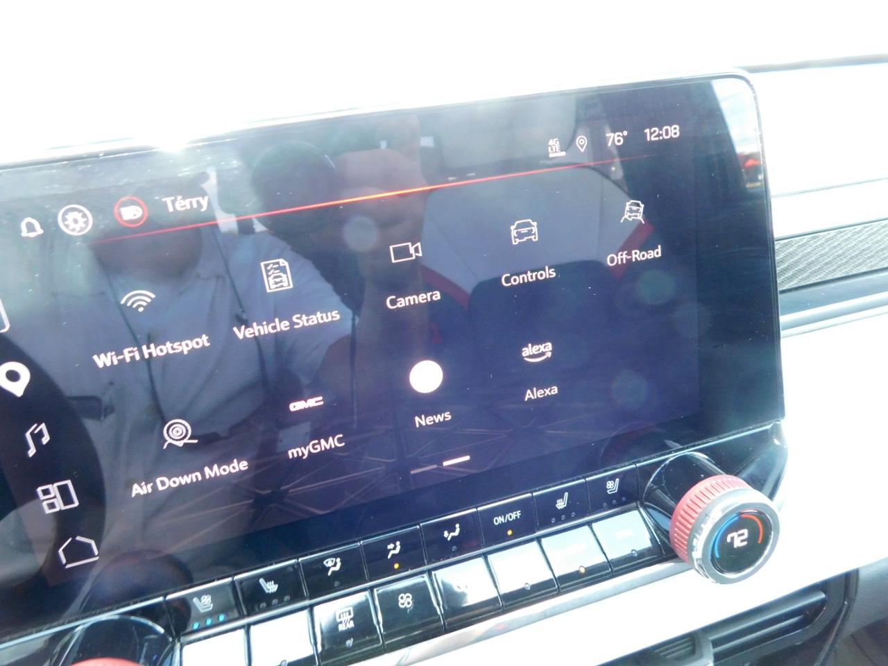 GMC Canyon 4WD Crew Cab AT4X 2023