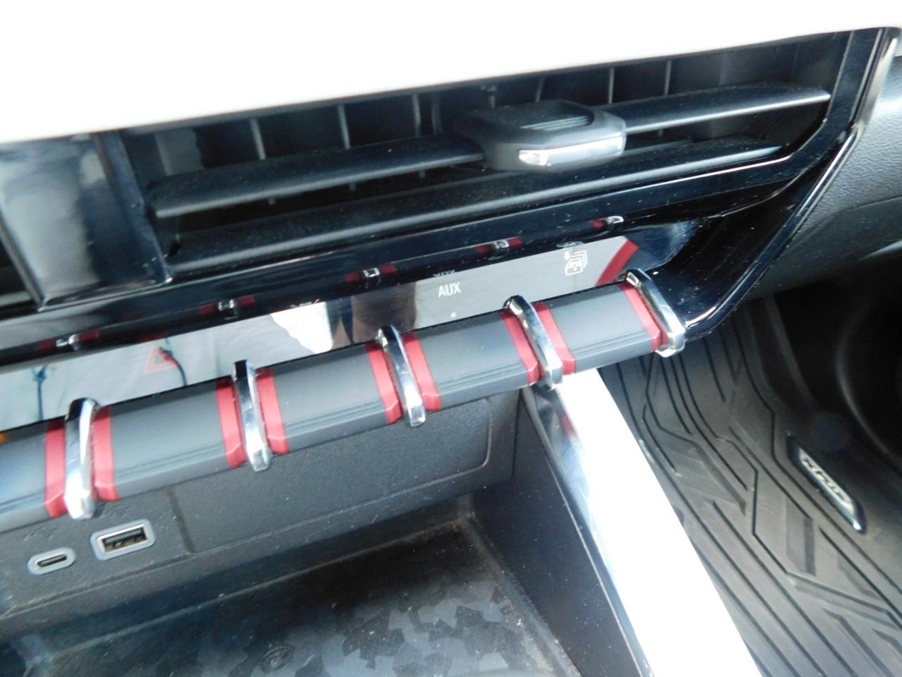 GMC Canyon 4WD Crew Cab AT4X 2023