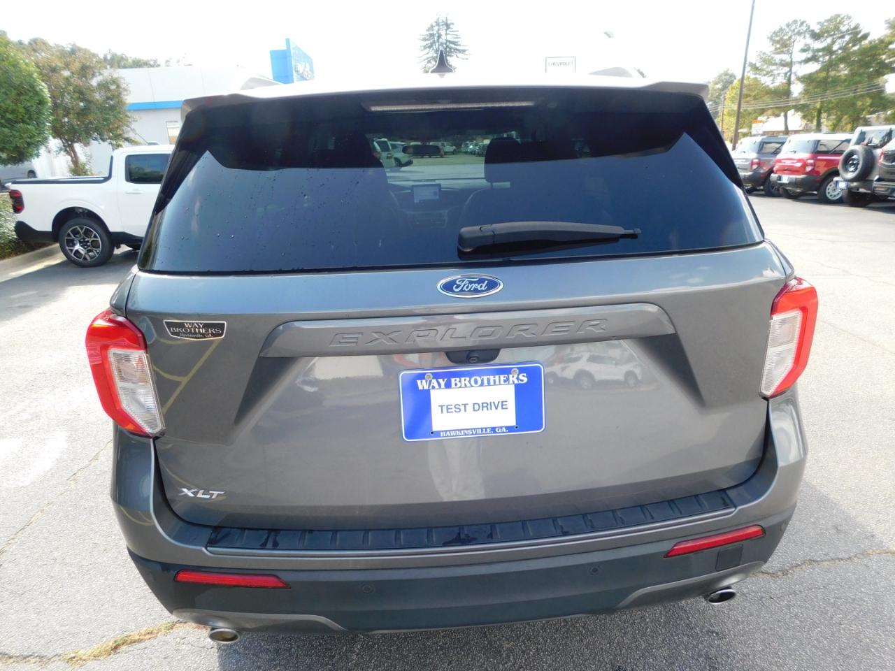 Ford Explorer XLT RWD 2024