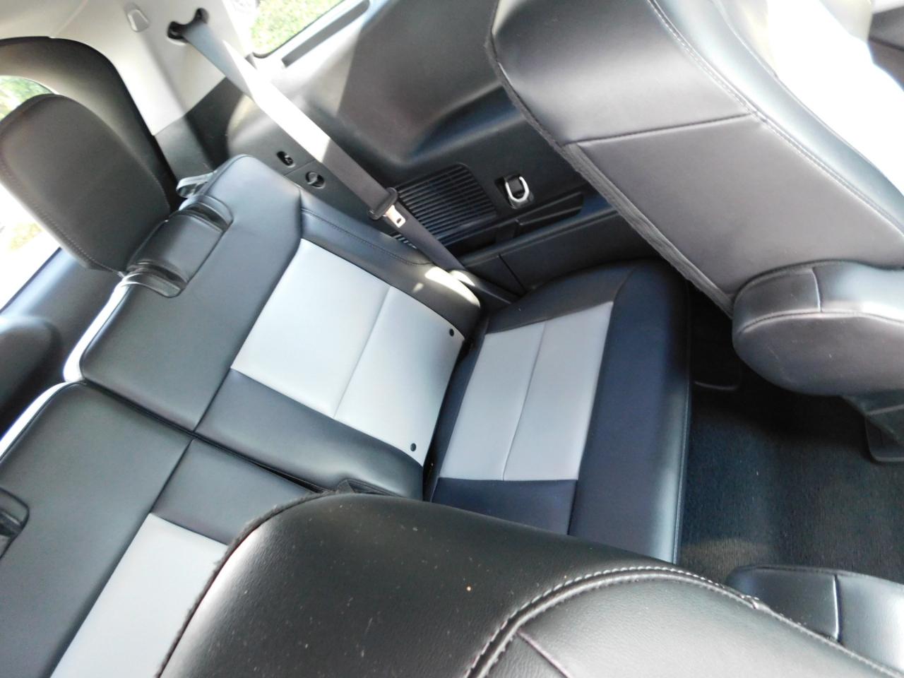 Ford Explorer XLT RWD 2024