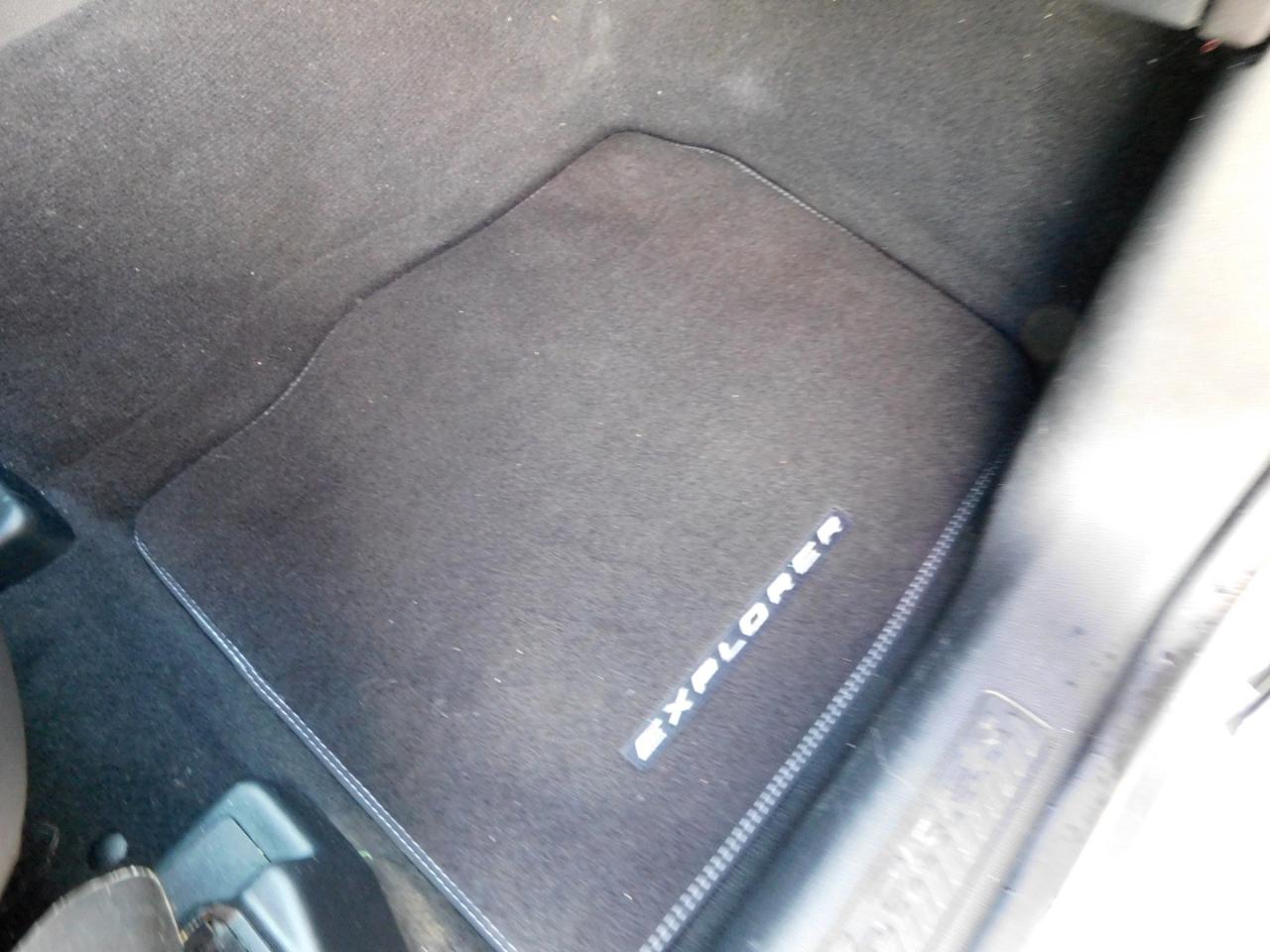 Ford Explorer XLT RWD 2024