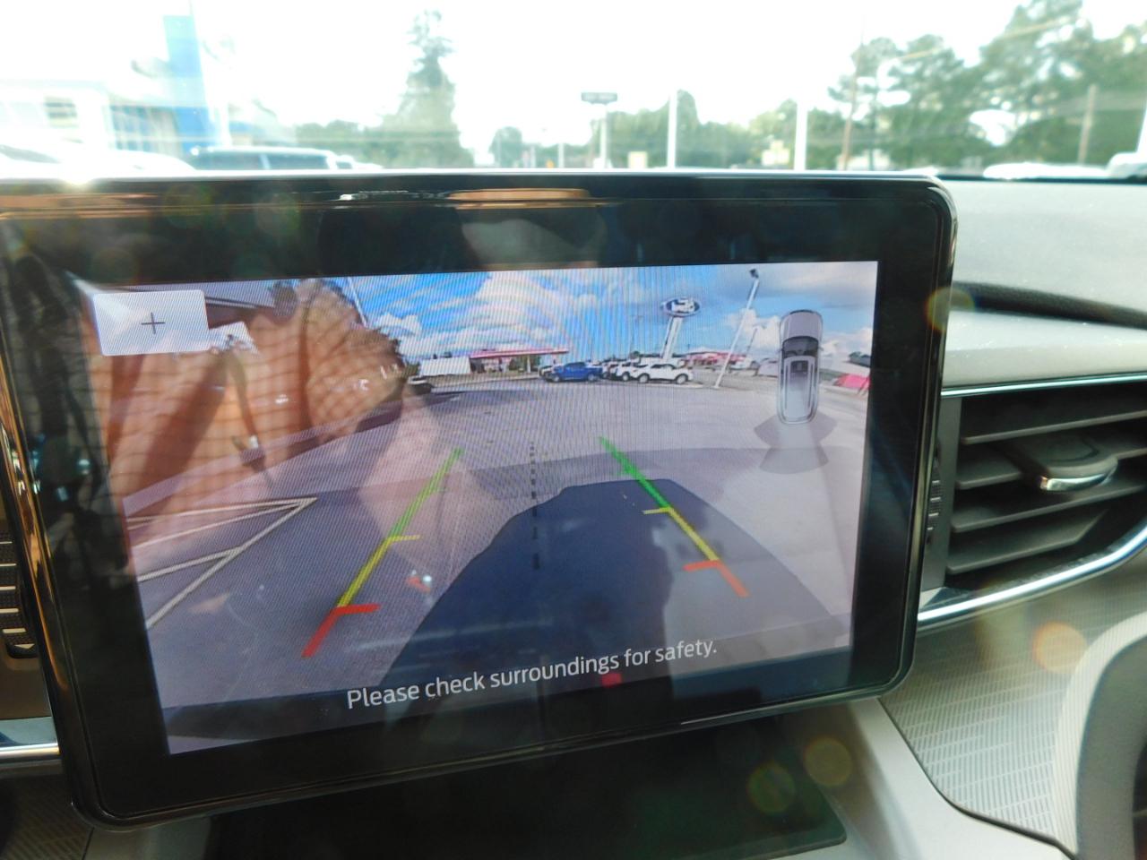 Ford Explorer XLT RWD 2024