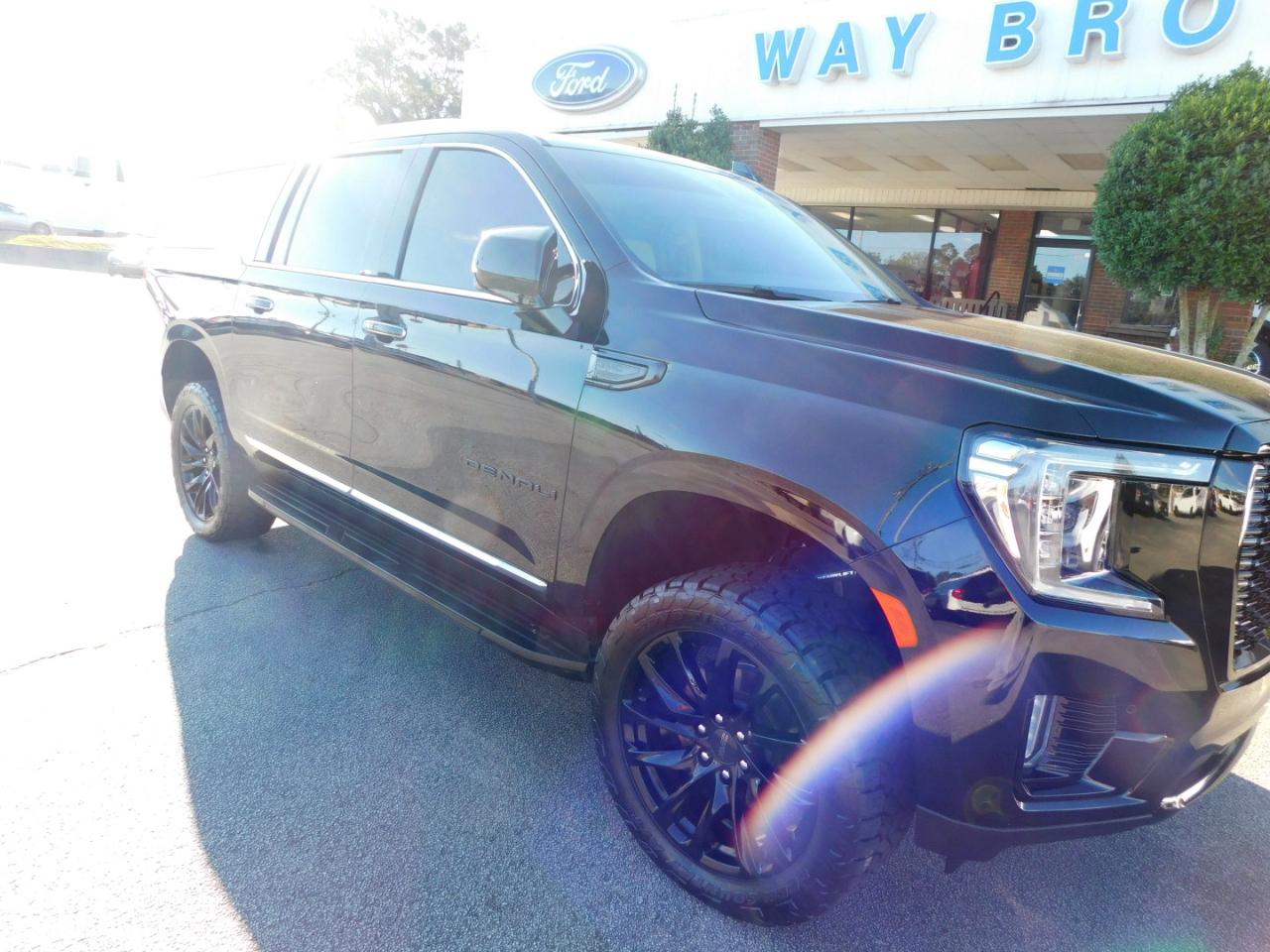 GMC Yukon XL 2WD 4dr Denali 2024