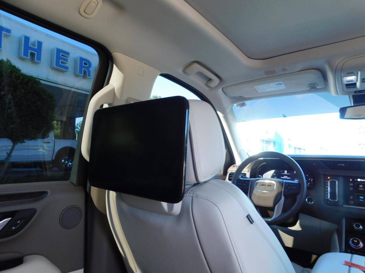 GMC Yukon XL 2WD 4dr Denali 2024