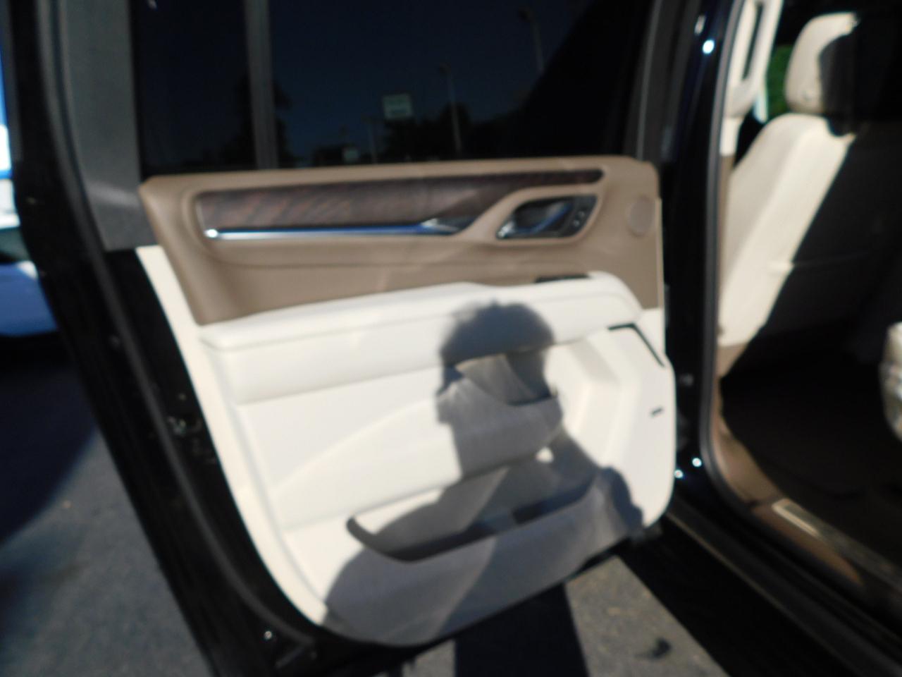 GMC Yukon XL 2WD 4dr Denali 2024