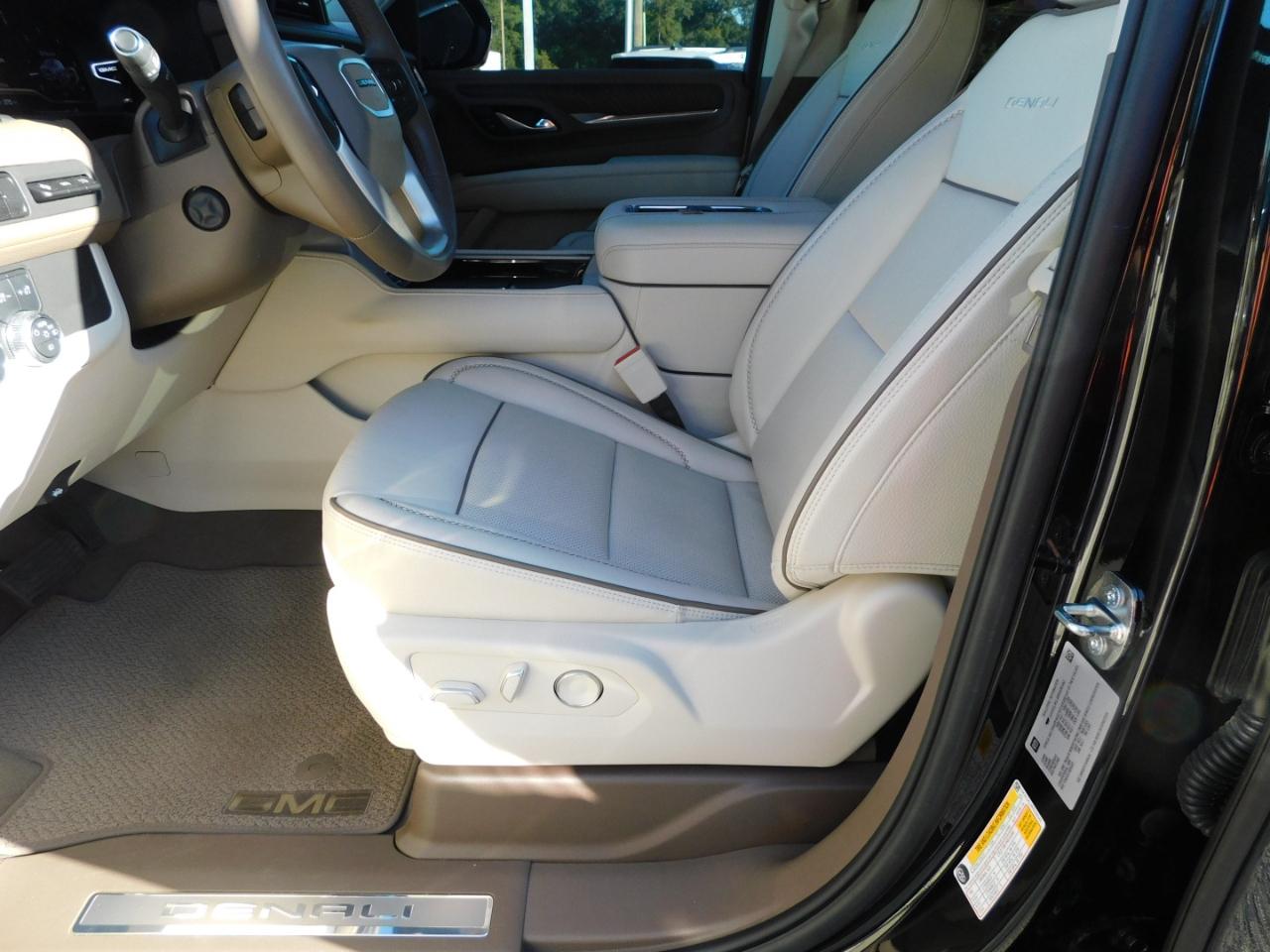 GMC Yukon XL 2WD 4dr Denali 2024