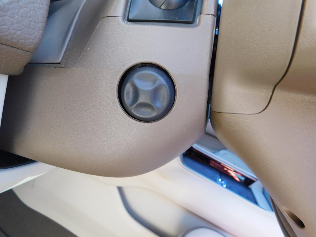 GMC Yukon XL 2WD 4dr Denali 2024