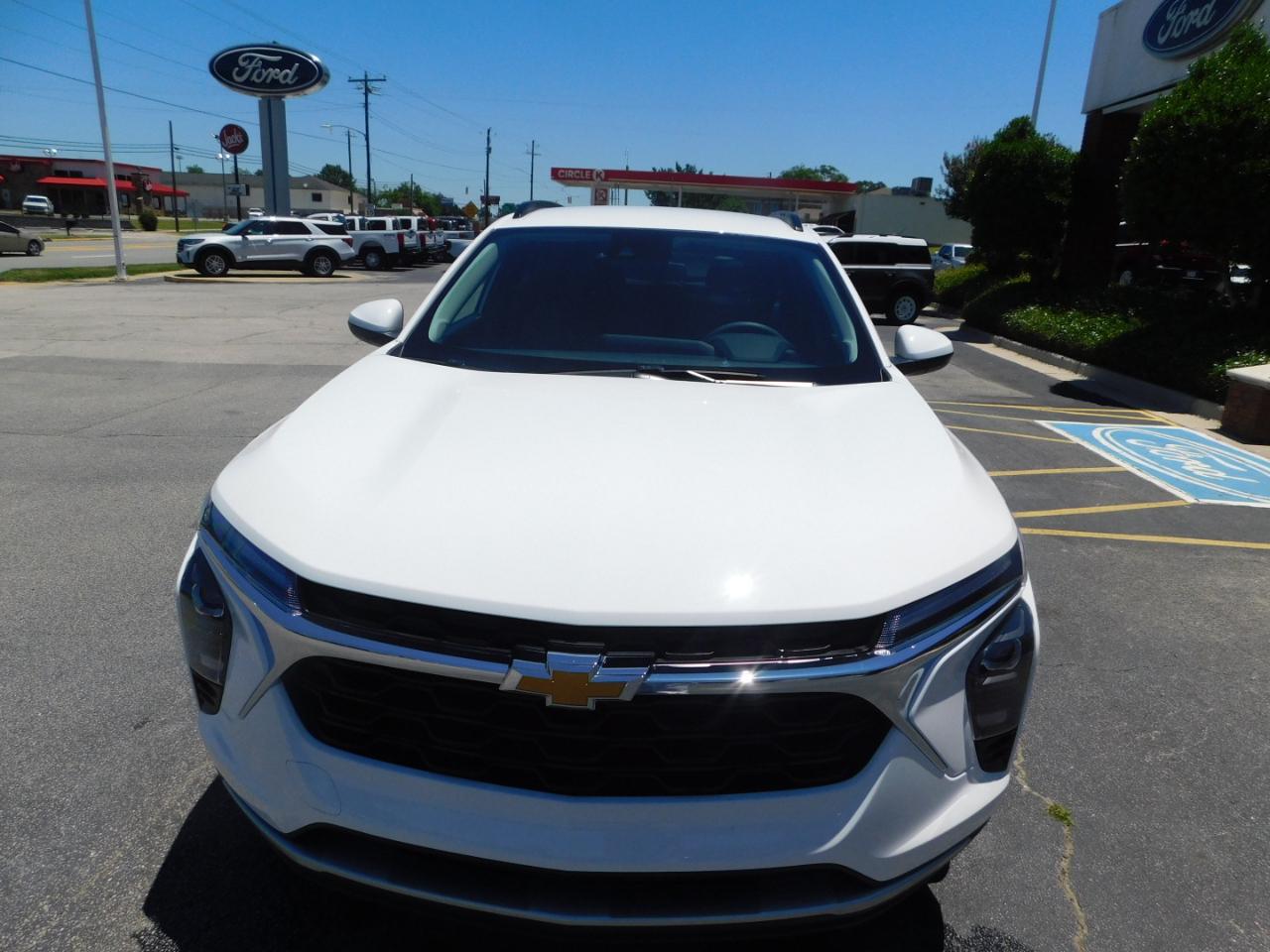 Chevrolet Trax FWD 4dr LT 2025