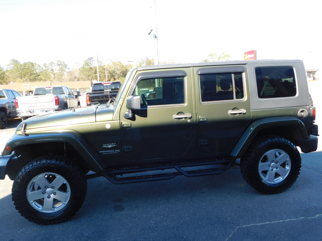 Jeep Wrangler 4WD 4dr Unlimited Sahara 2007