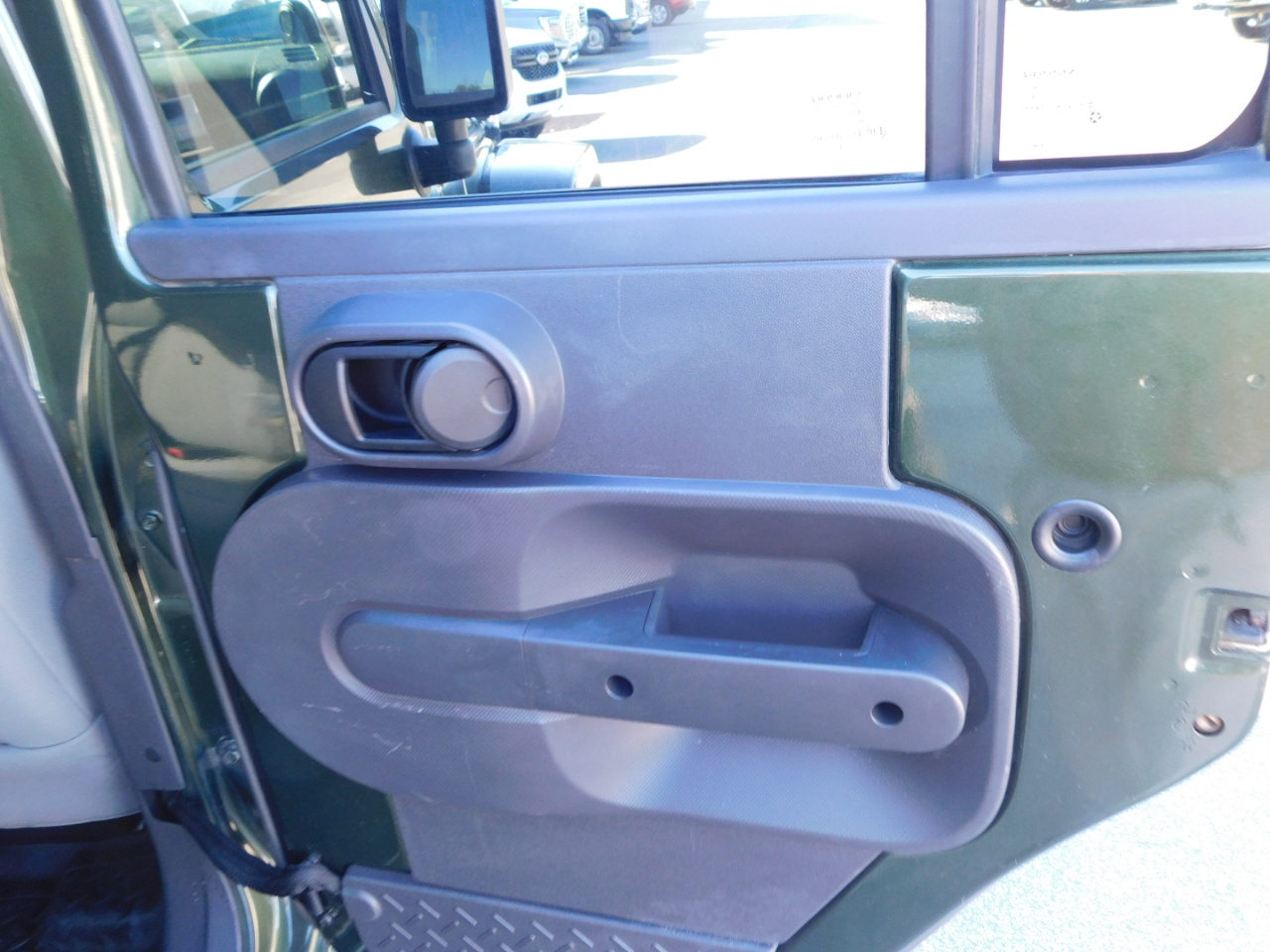 Jeep Wrangler 4WD 4dr Unlimited Sahara 2007