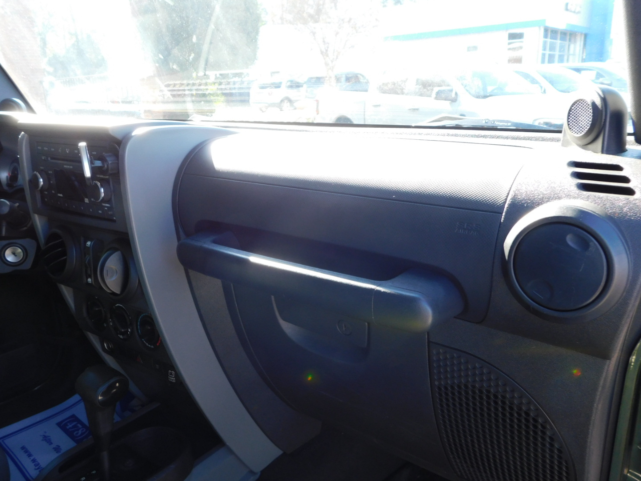 Jeep Wrangler 4WD 4dr Unlimited Sahara 2007