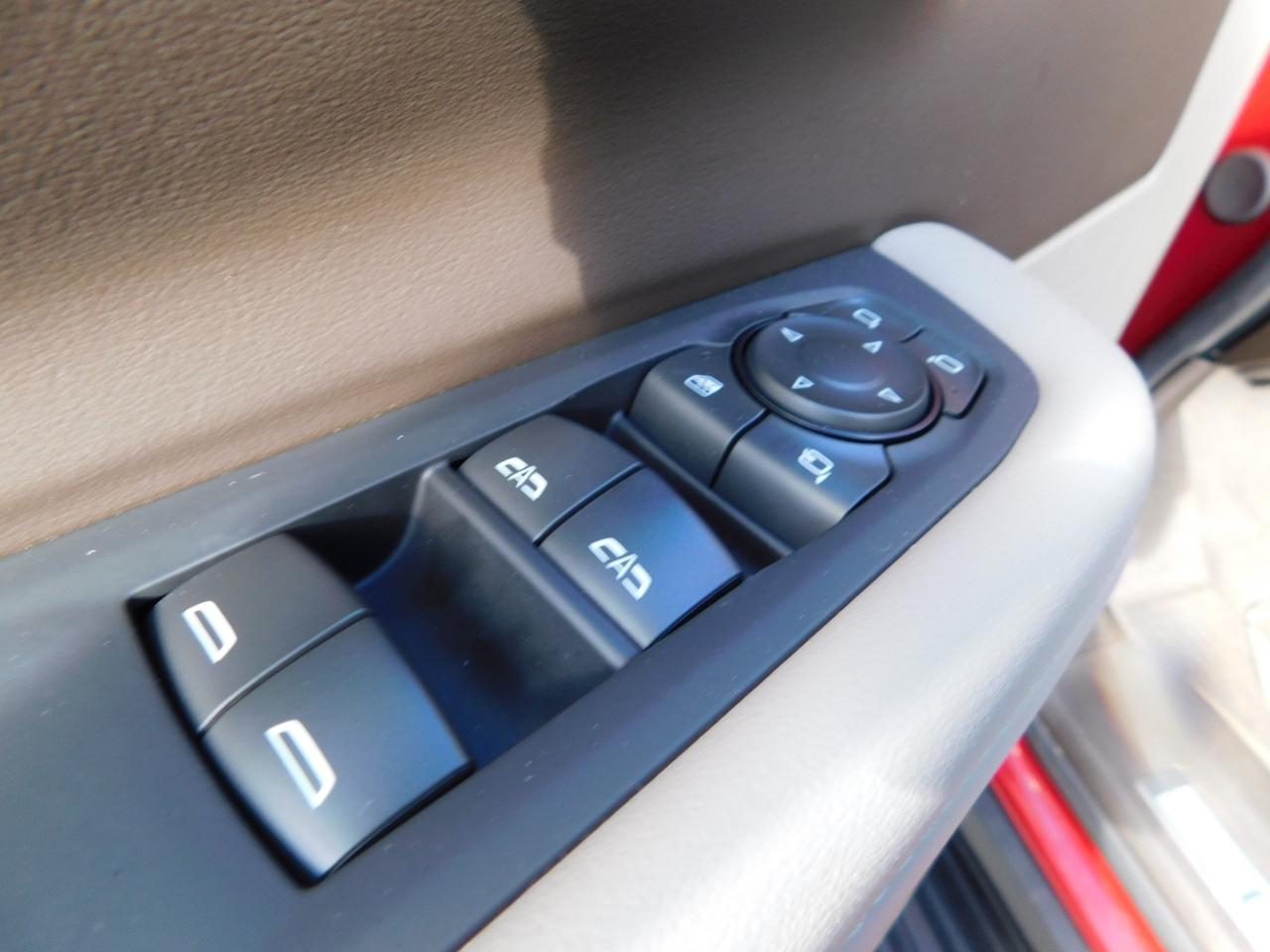 Chevrolet Suburban 2WD 4dr LT 2025