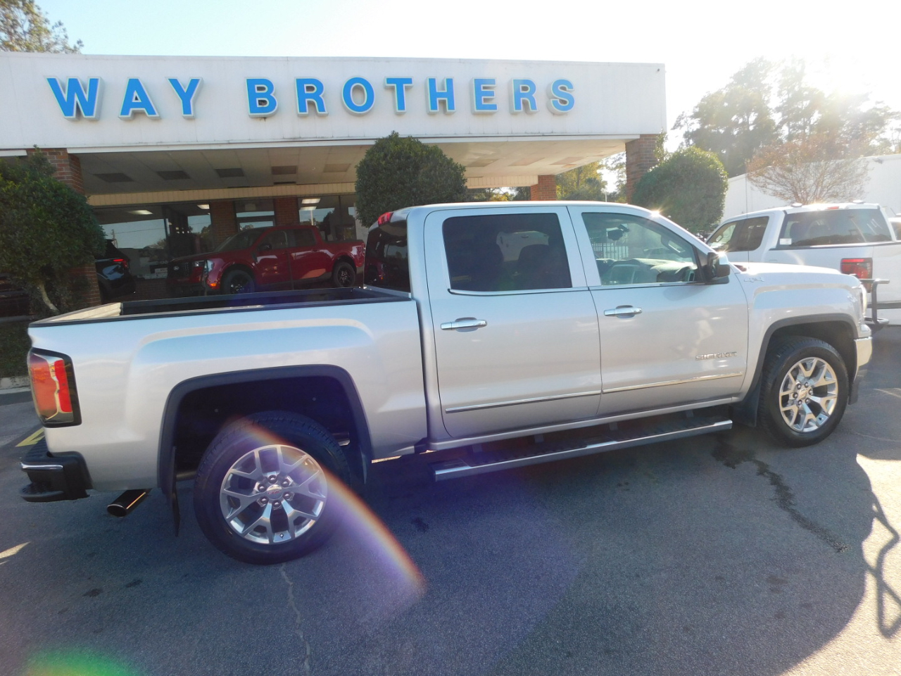 2017 GMC Sierra 1500 4WD CREW CAB 143.5" SLT