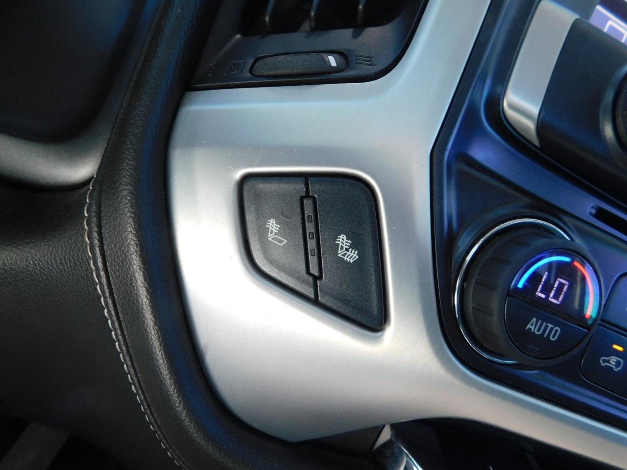 GMC Sierra 1500 4WD Crew Cab 143.5" SLT 2017