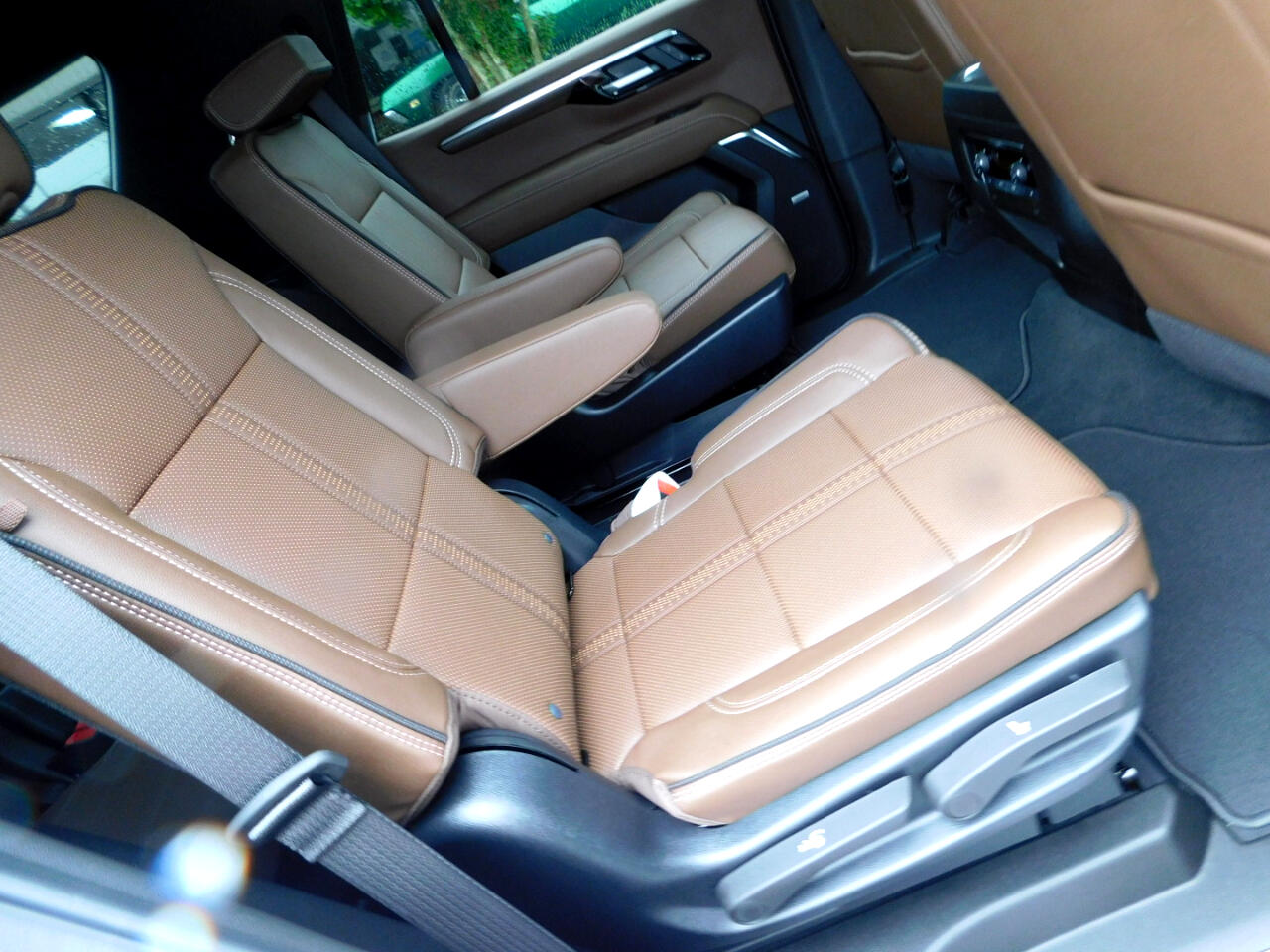 Chevrolet Tahoe 2WD 4dr High Country 2025 Chevrolet Tahoe 2WD 4dr High Country 2025