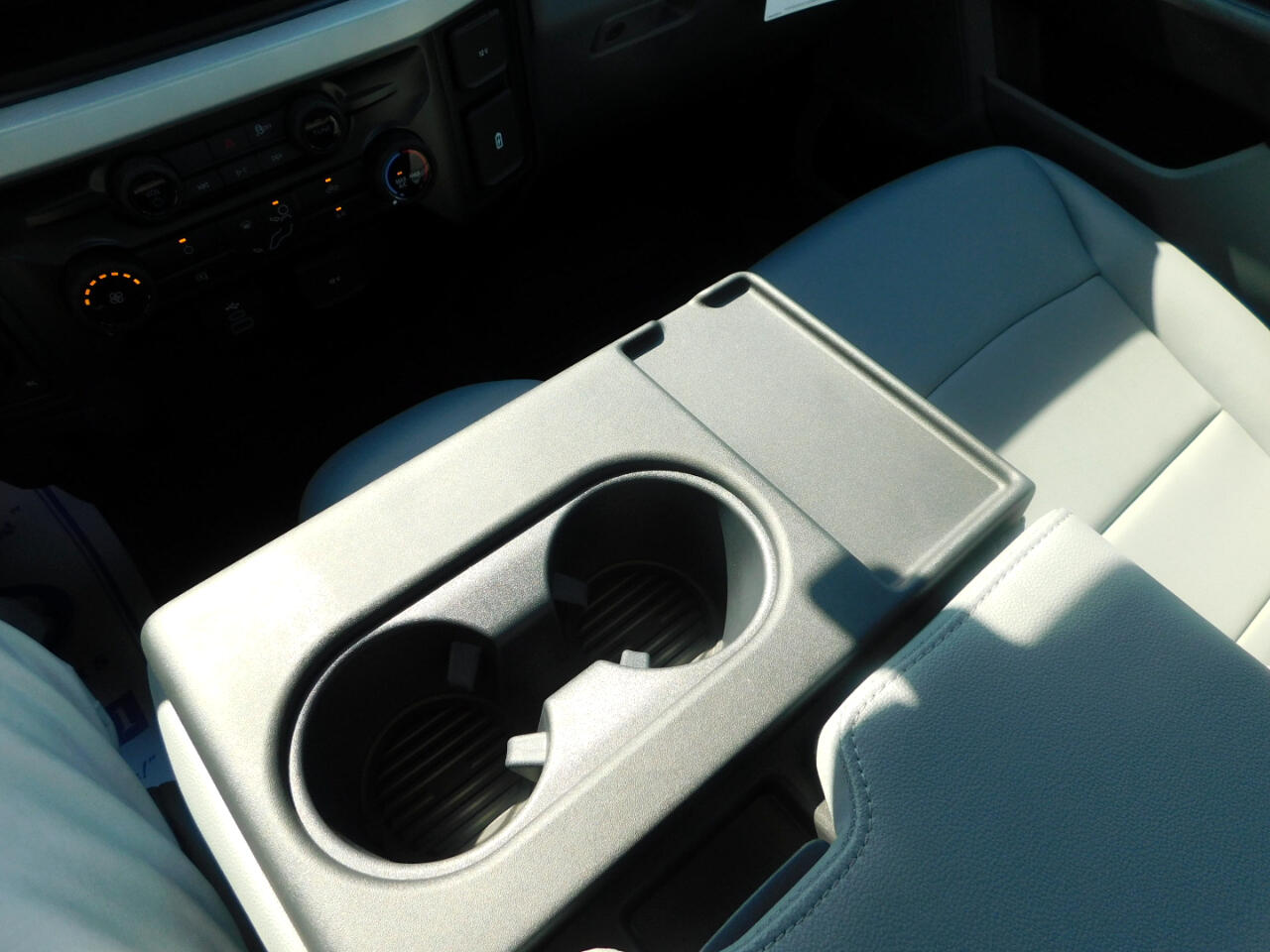 Ford Super Duty F-350 SRW XL 4WD Reg Cab 8' Box 2026 Ford Super Duty F-350 SRW XL 4WD Reg Cab 8' Box 2026