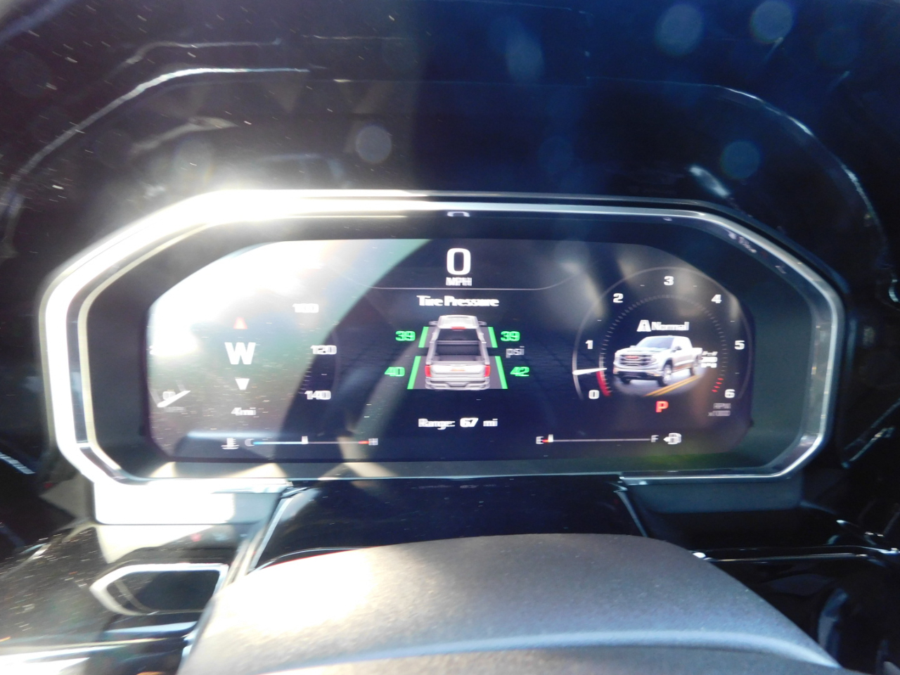 GMC Sierra 1500 4WD Crew Cab 147" SLT 2026 GMC Sierra 1500 4WD Crew Cab 147" SLT 2026