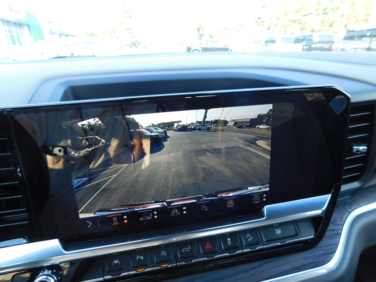 GMC Sierra 1500 4WD Crew Cab 147" SLT 2026 GMC Sierra 1500 4WD Crew Cab 147" SLT 2026