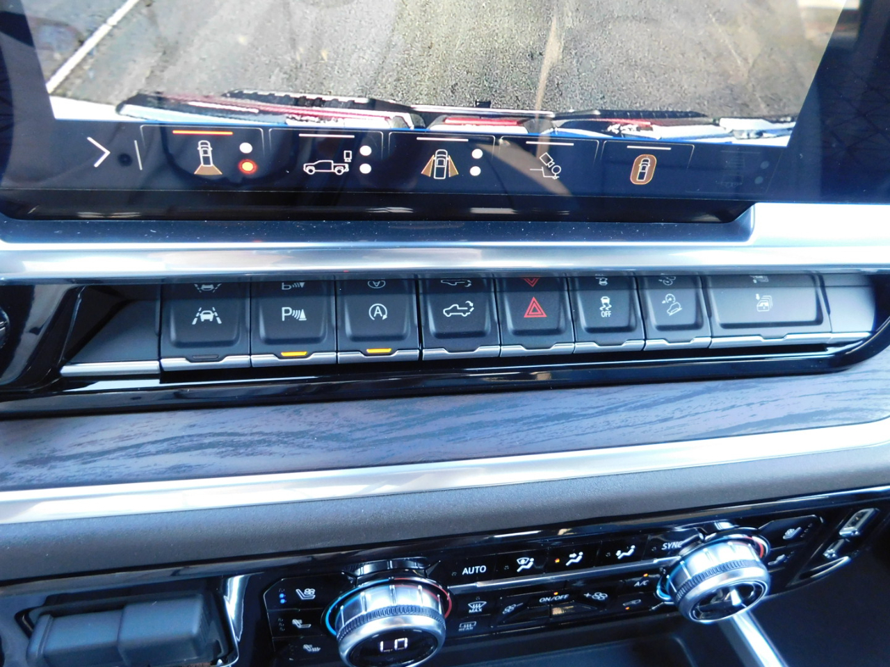 GMC Sierra 1500 4WD Crew Cab 147" SLT 2026 GMC Sierra 1500 4WD Crew Cab 147" SLT 2026