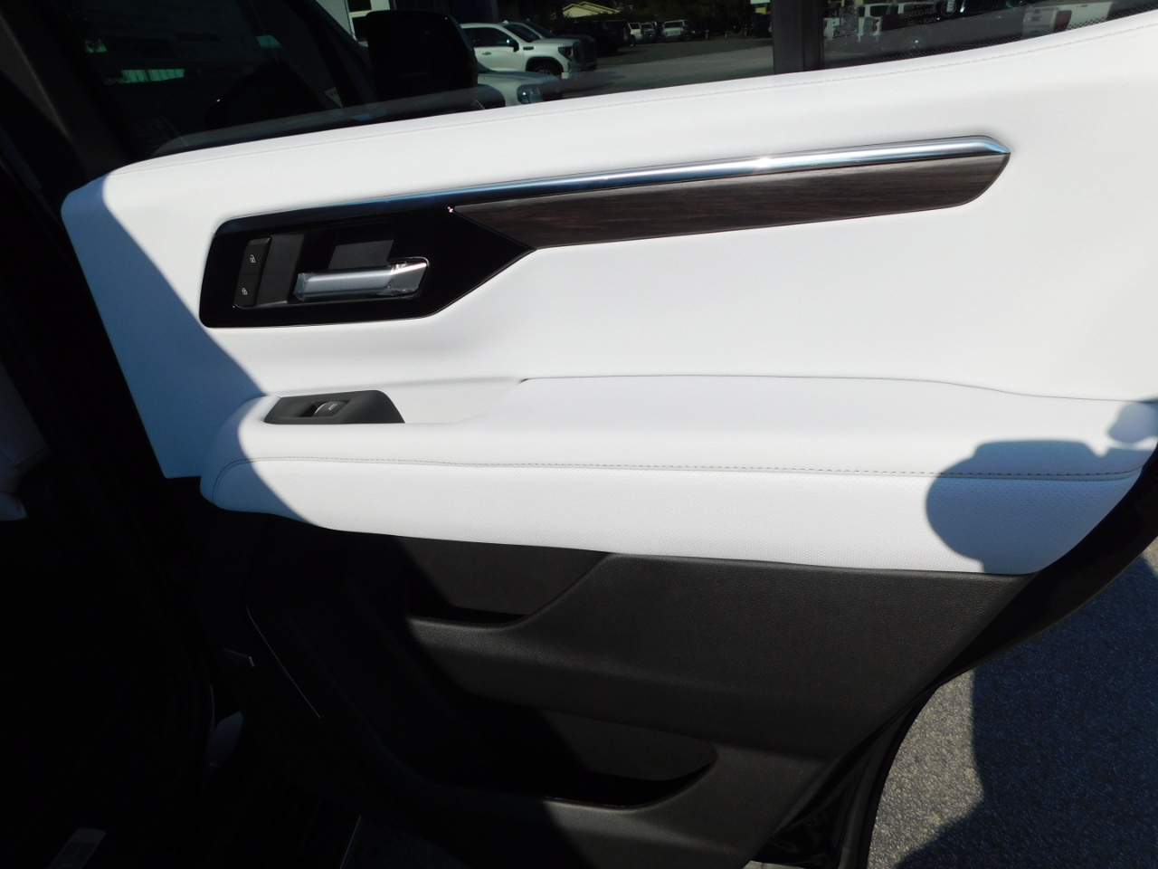 Chevrolet Tahoe 2WD 4dr Premier 2026 Chevrolet Tahoe 2WD 4dr Premier 2026