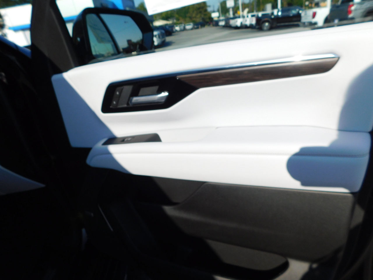 Chevrolet Tahoe 2WD 4dr Premier 2026 Chevrolet Tahoe 2WD 4dr Premier 2026