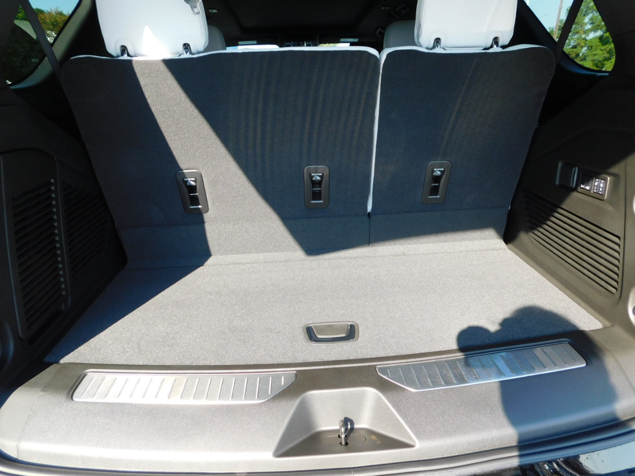 Chevrolet Tahoe 2WD 4dr Premier 2026 Chevrolet Tahoe 2WD 4dr Premier 2026