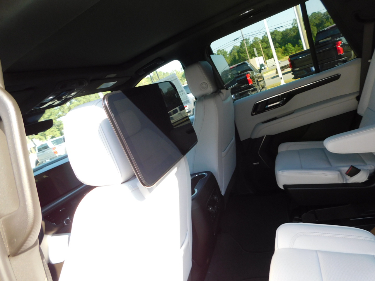 Chevrolet Tahoe 2WD 4dr Premier 2026 Chevrolet Tahoe 2WD 4dr Premier 2026