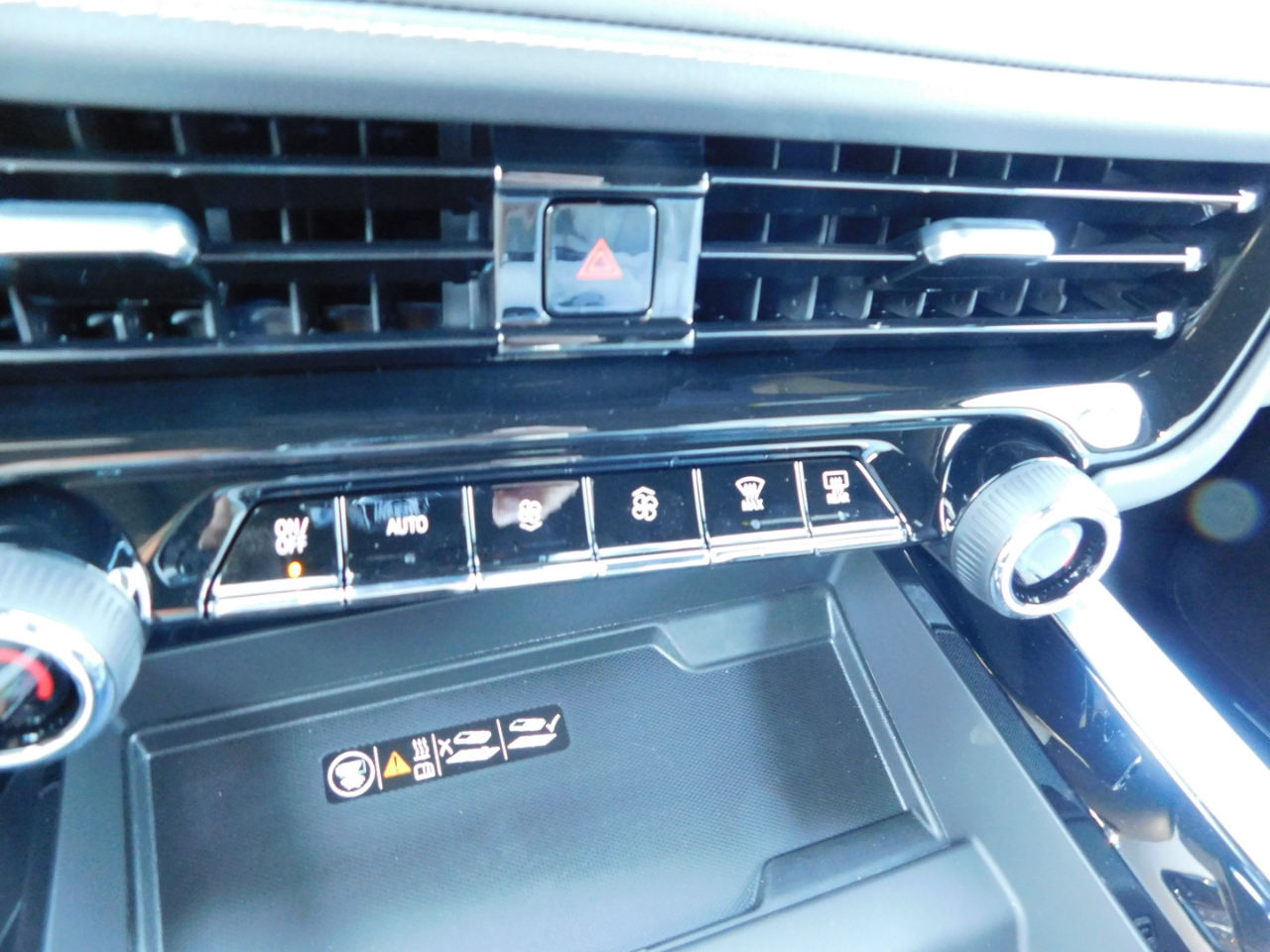 Chevrolet Tahoe 2WD 4dr Premier 2026 Chevrolet Tahoe 2WD 4dr Premier 2026