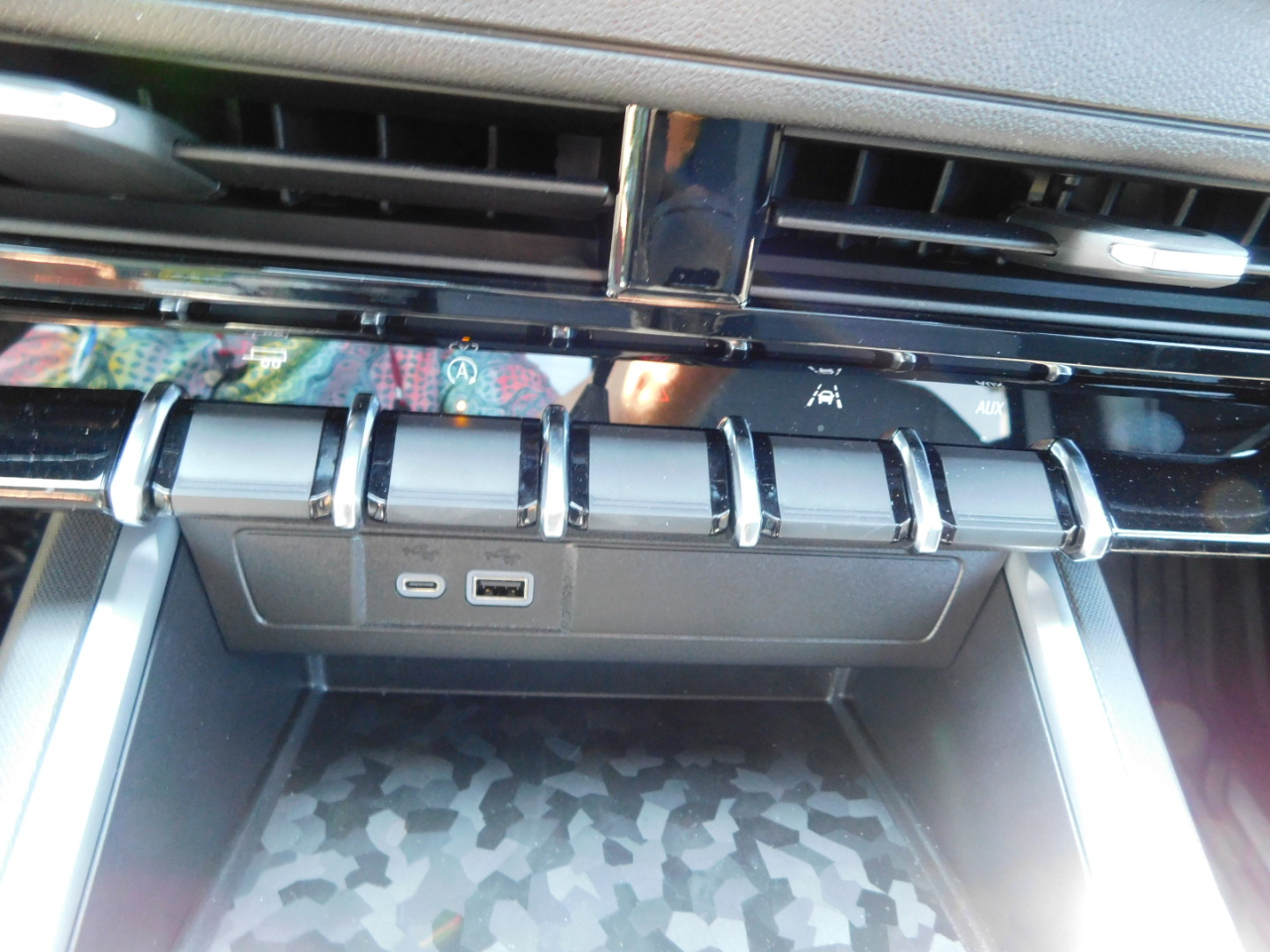 Chevrolet Colorado 2WD Crew Cab WT 2025 Chevrolet Colorado 2WD Crew Cab WT 2025