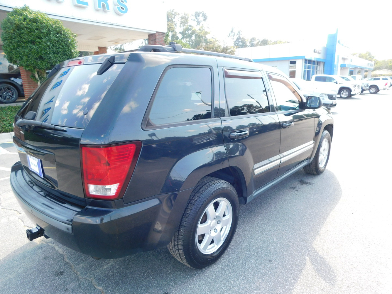 Jeep Grand Cherokee 4WD 4dr Laredo 2010 Jeep Grand Cherokee 4WD 4dr Laredo 2010