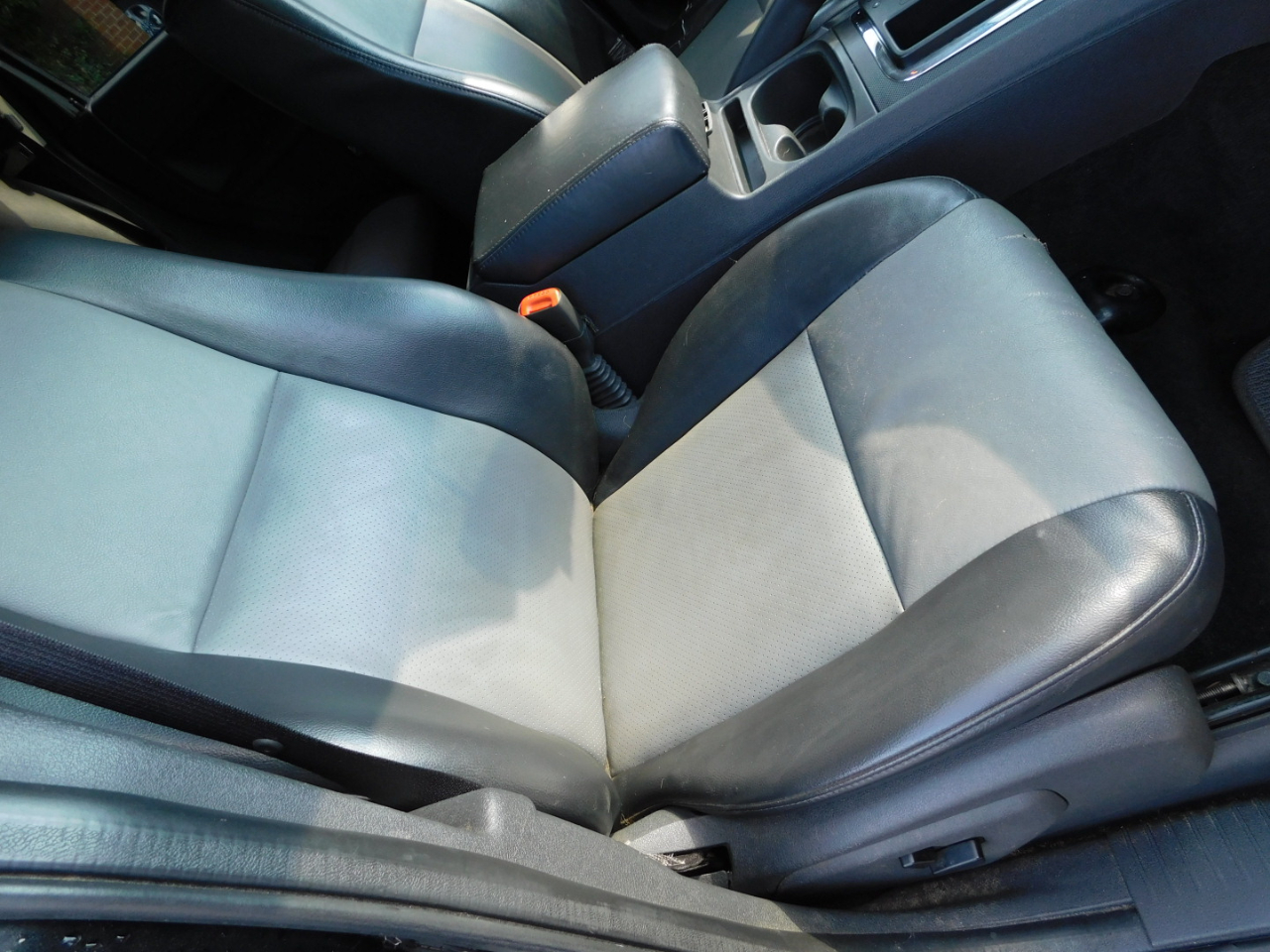 Jeep Grand Cherokee 4WD 4dr Laredo 2010 Jeep Grand Cherokee 4WD 4dr Laredo 2010