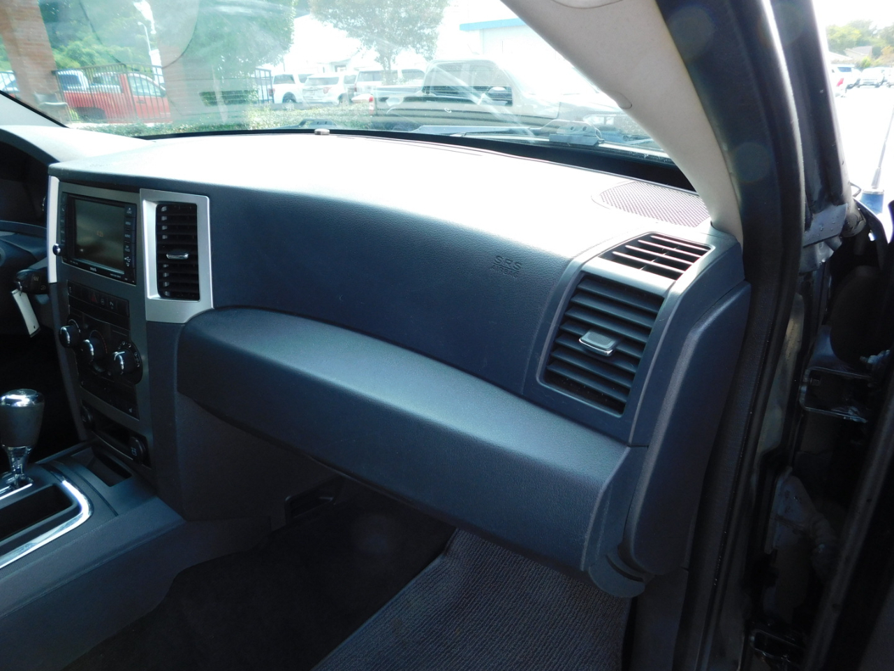 Jeep Grand Cherokee 4WD 4dr Laredo 2010 Jeep Grand Cherokee 4WD 4dr Laredo 2010