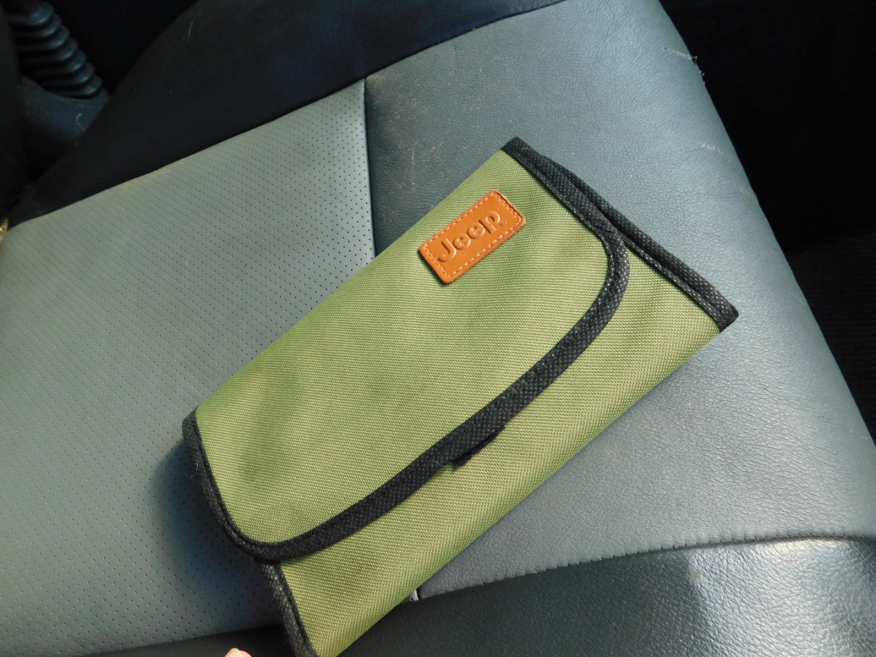 Jeep Grand Cherokee 4WD 4dr Laredo 2010 Jeep Grand Cherokee 4WD 4dr Laredo 2010