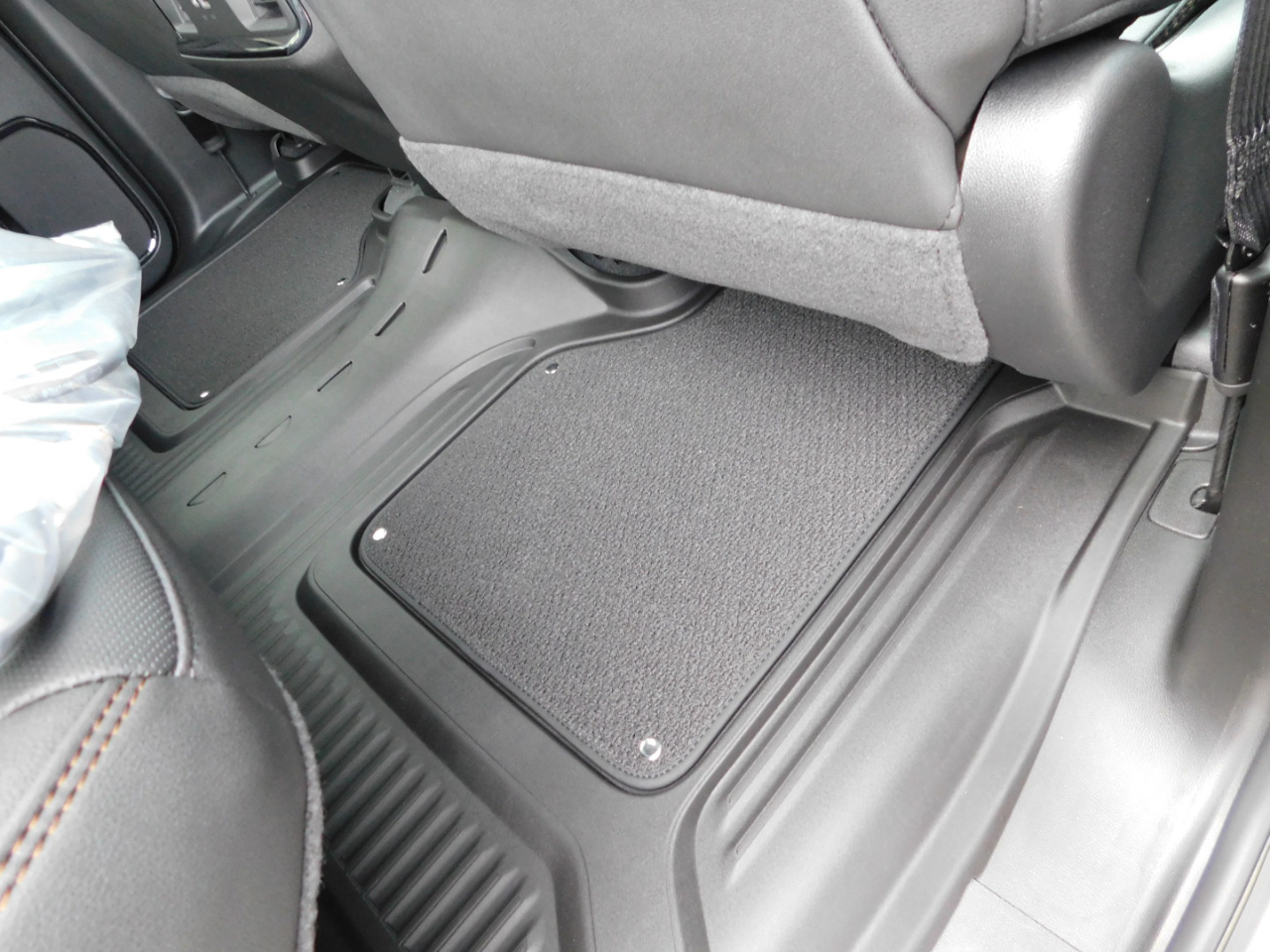 GMC Sierra 3500HD 4WD Crew Cab 159" AT4 2026 GMC Sierra 3500HD 4WD Crew Cab 159" AT4 2026