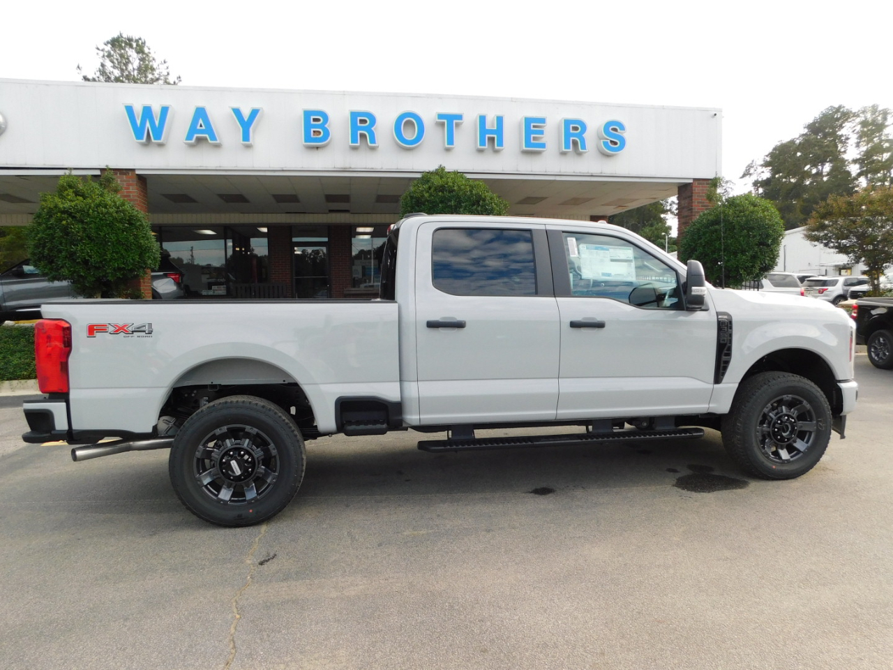 2026 Ford Super Duty F-350 SRW XL 4WD CREW CAB 6.75' BOX