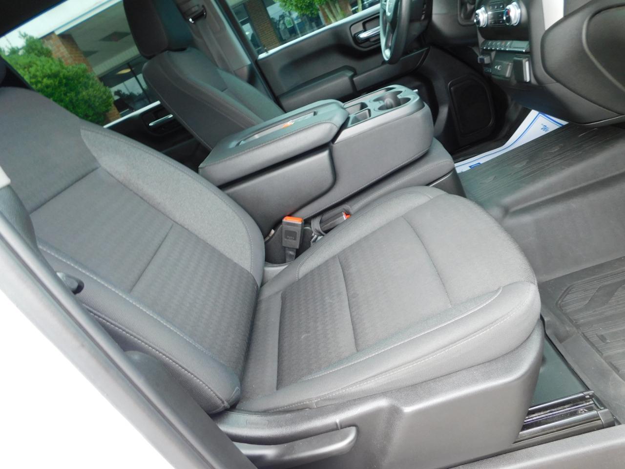 GMC Sierra 2500HD 4WD Crew Cab 159" Pro 2024