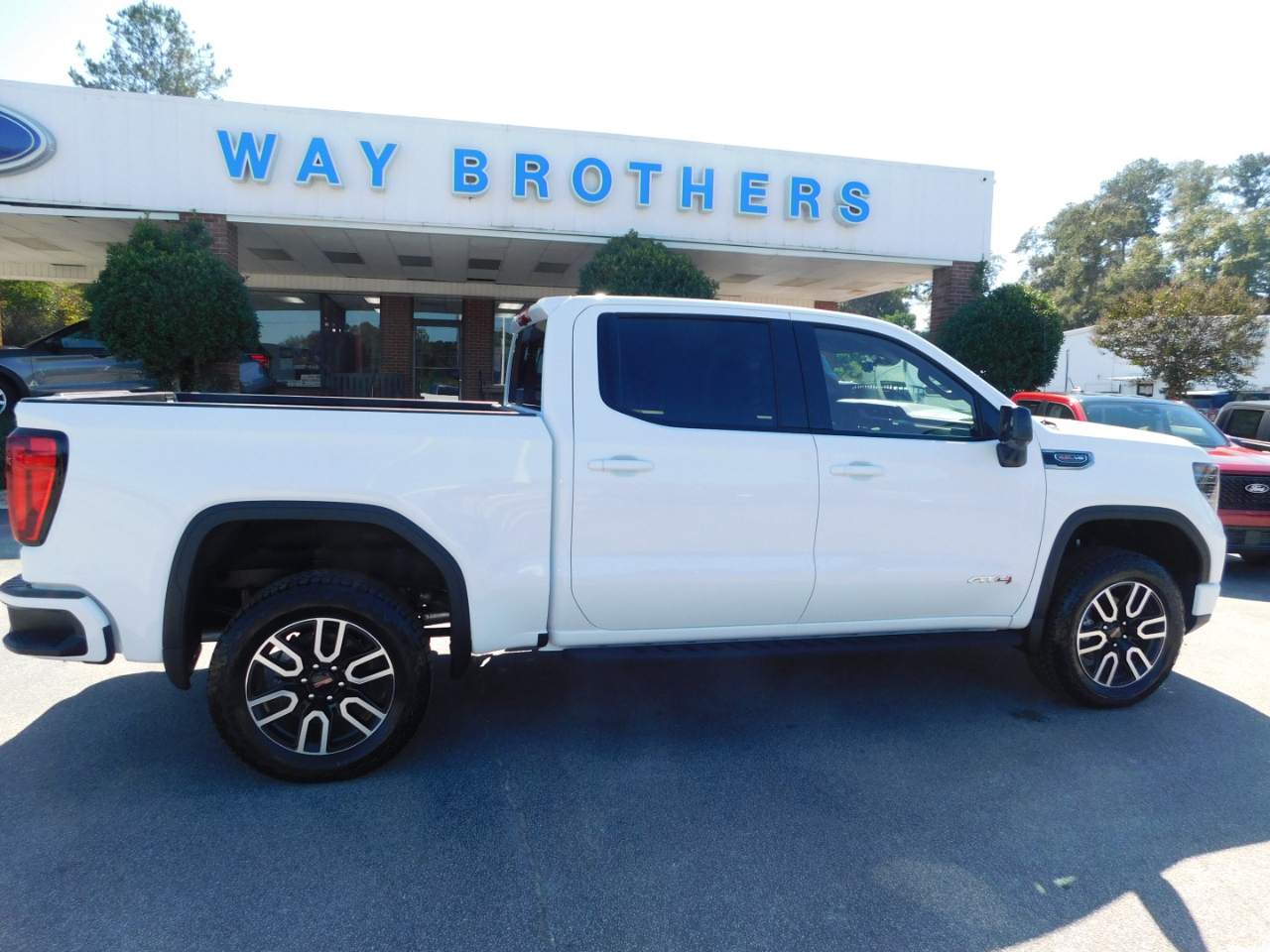 2026 GMC Sierra 1500 4WD CREW CAB 147" AT4