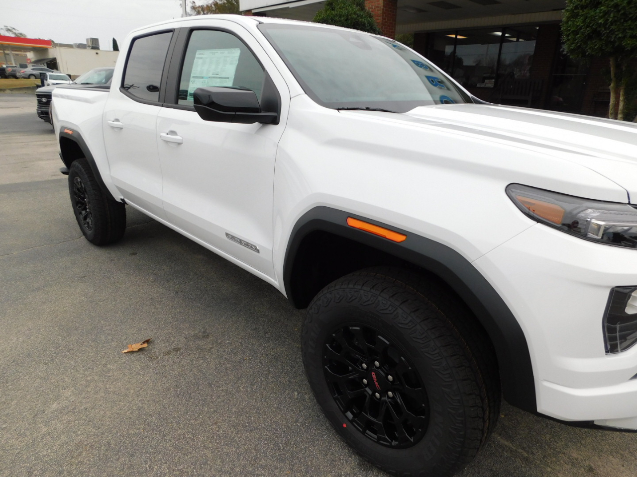 GMC Canyon 2WD Crew Cab Elevation 2026