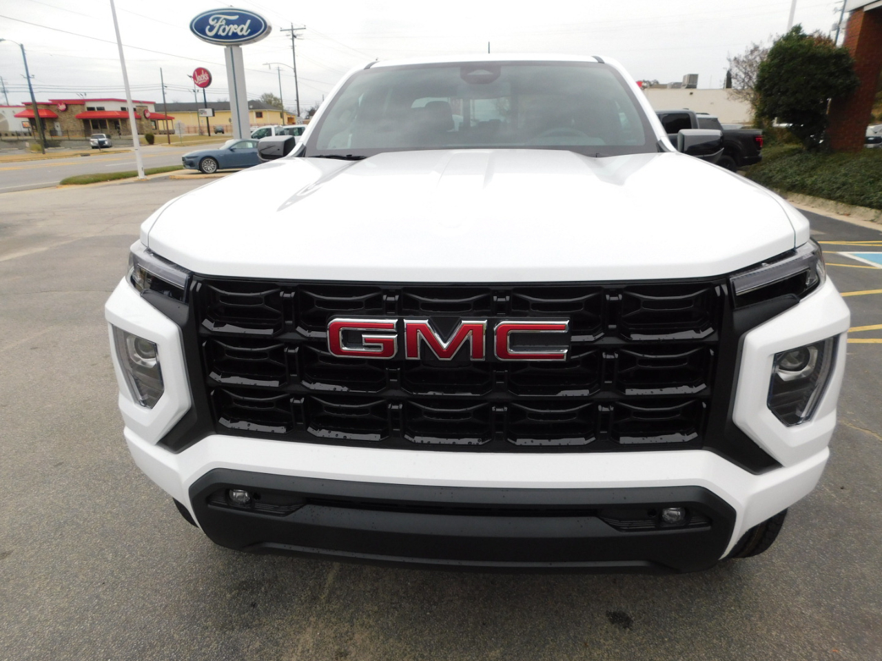 GMC Canyon 2WD Crew Cab Elevation 2026